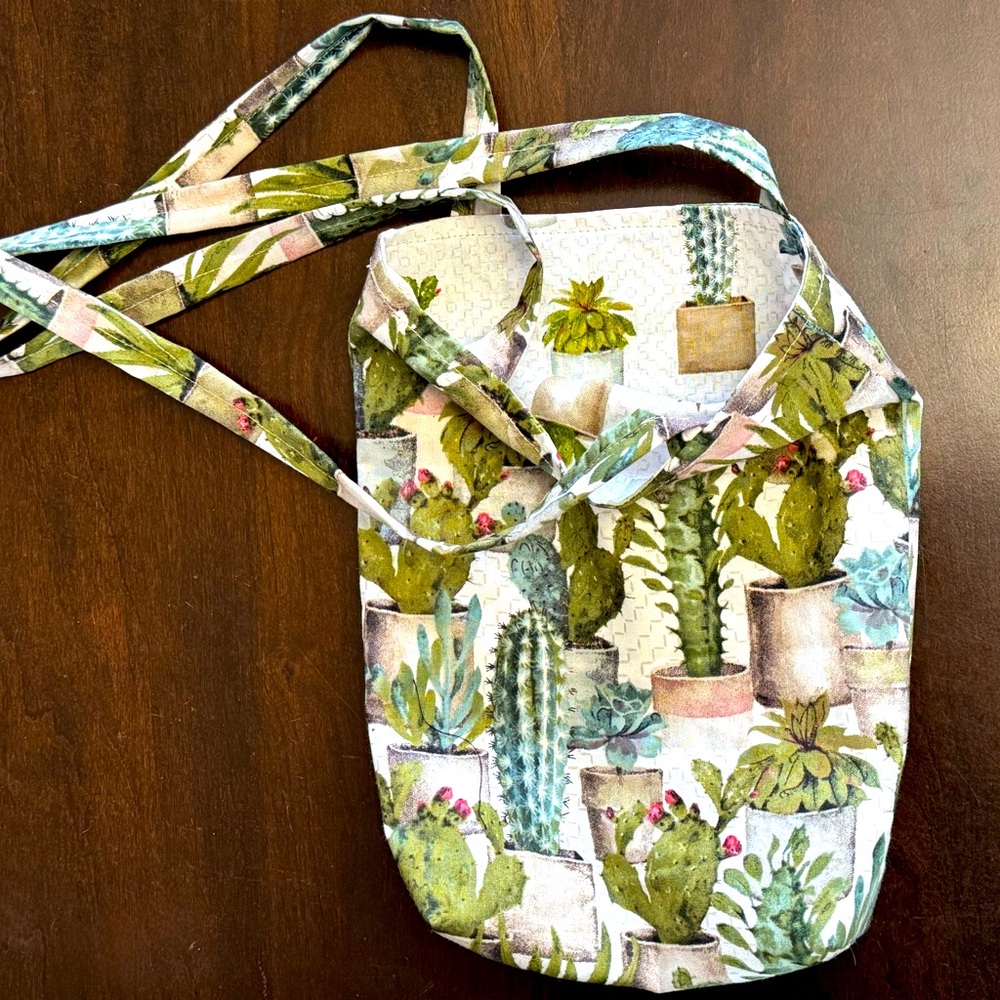 Small tote